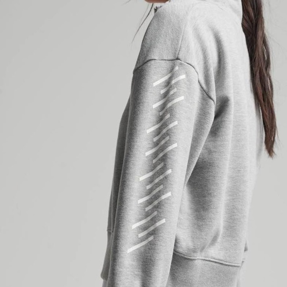 BRAND NEW women superdry sport half zip sweater size US 10 - Picture 6 of 8
